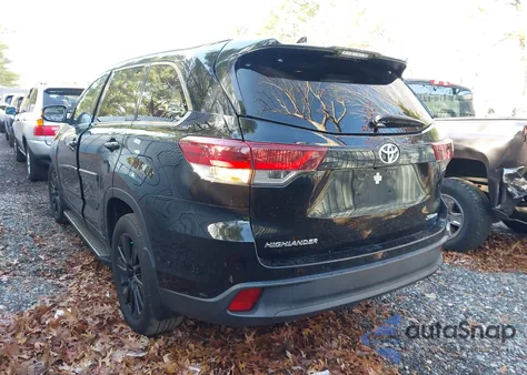 2019 Toyota Highlander Se z USA, uszkodzony, nr VIN 5TDJZRFH8KS937643